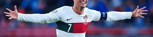 代双骄接力!C罗41岁出战第六届世界杯,亲签球衣1元起拍