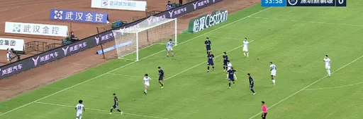 半场战罢武汉三镇2-0领先十人深圳新鹏城,熊继政、汪晋贤分别建功