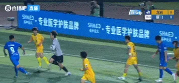 法国兽腰将签约曼联，转会费4300万英镑，双方已达成个人协议